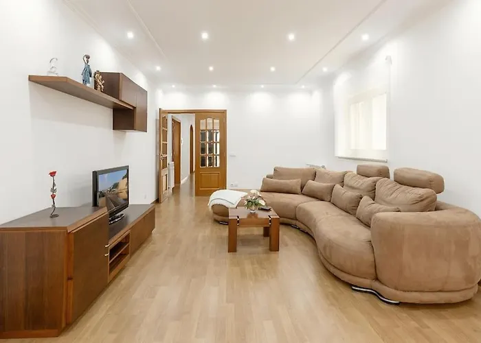 Nyaraló Casa Grutas - Spacious With Private Parking *