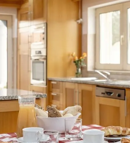 Casa Grutas - Spacious With Private Parking Nyaraló Salir de Porto