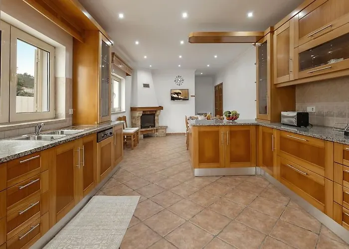 Casa Grutas - Spacious With Private Parking